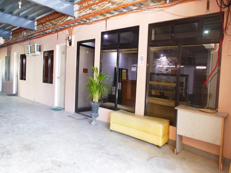 Countess Pension House Liloan Экстерьер фото